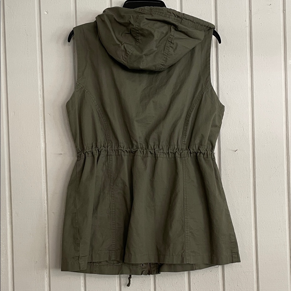 New Look Olive Green Hooded Vest - Picture 4 of 6